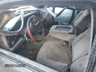 2000 Chevrolet Silverado 1500 LS with VIN 2GCEC19V3Y1241827, listed as a Copart auction lot 83176464 with 0 mi miles and Salvage Title. Bid and sale history available at carsss.com. Image 10.