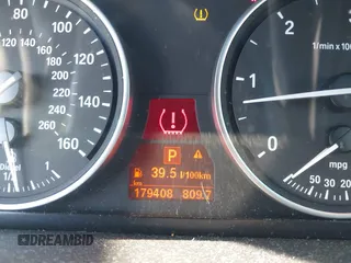 2012 BMW X5 35d with VIN 5UXZW0C56CL665631, listed as a IAAI auction lot 41055705 with 179,408 mi miles and . Bid and sale history available at DreamBid. Image 15.