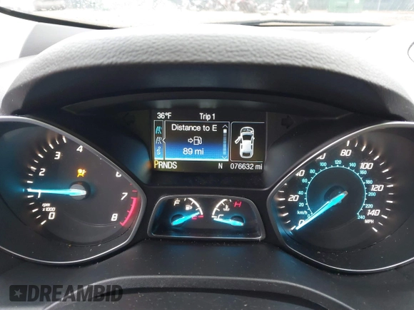 2016 Ford Escape SE z VIN 1FMCU9GX8GUA92661, wystawiony jako IAAI lot #41085877 z przebiegiem 76 632 mil mil oraz . Historia ofert i sprzedaży dostępna na DreamBid. Obrazek 7.