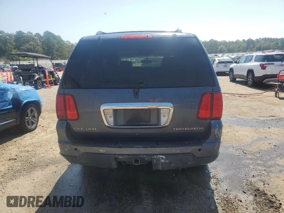 2003 Lincoln Navigator Luxury with VIN 5LMFU28R13LJ36713, listed as a Copart auction lot 68480734 with 269,903 mi miles and Salvage Title. Bid and sale history available at carsss.com. Image 6.