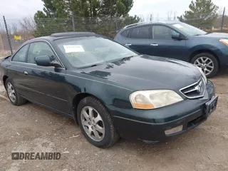 2001 Acura CL with VIN 19UYA42411A012162, listed as a IAAI auction lot 42120206 with 221,119 mi miles. Bid and sale history available at carsss.com. Image 1.