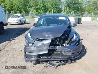 2023 Tesla Model 3 z VIN 5YJ3E1EA2PF492659, wystawiony jako IAAI lot #42284833 z przebiegiem 41 205 mil mil oraz . Historia ofert i sprzedaży dostępna na DreamBid. Obrazek 12.