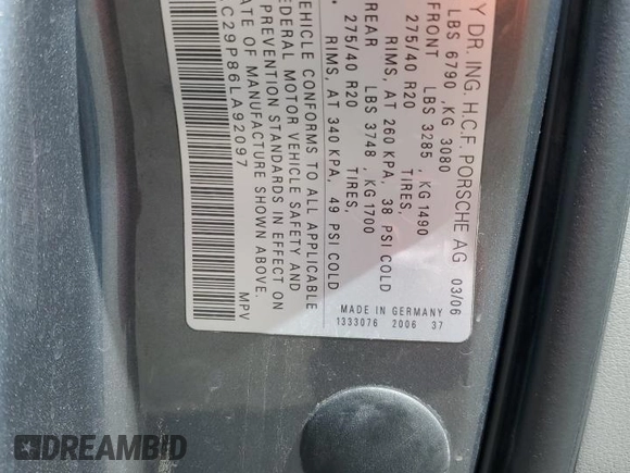 2006 Porsche Cayenne Turbo z VIN WP1AC29P86LA92097, wystawiony jako Copart lot #65975364 z przebiegiem 27 779 mil mil oraz Szkoda całkowita • Salvage title. Historia ofert i sprzedaży dostępna na DreamBid. Obrazek 12.