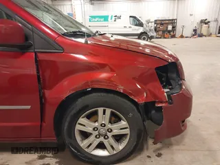 2010 Dodge Grand Caravan Crew with VIN 2D4RN6DX8AR403138, listed as a IAAI auction lot 41937966 with 137,060 mi miles and . Bid and sale history available at DreamBid. Image 19.