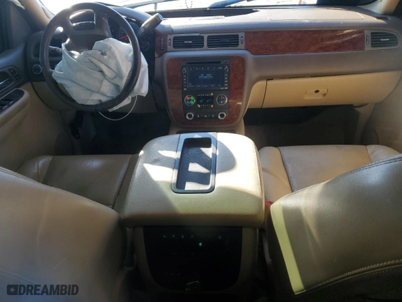 2009 Chevrolet Suburban LTZ with VIN 1GNFK36319R288442, listed as a Copart auction lot 44646675 with 238,914 mi miles and Salvage Title. Bid and sale history available at carsss.com. Image 8.