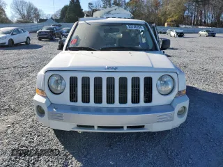 2008 Jeep Patriot Limited with VIN 1J8FT48W18D521193, listed as a Copart auction lot 83746284 with 244,372 mi miles and Salvage Title. Bid and sale history available at DreamBid. Image 5.