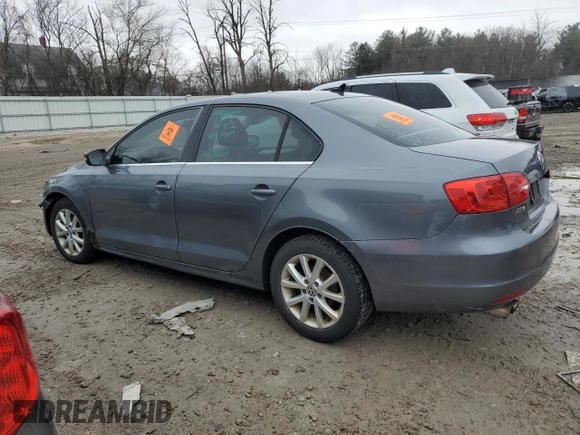 2013 Volkswagen Jetta SE with VIN 3VWDX7AJ7DM443971, listed as a Copart auction lot 52311685 with 146,971 mi miles and Clean title. Bid and sale history available at DreamBid. Image 2.