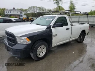 2022 Ram 1500 Tradesman z VIN 3C6JR6DG0NG422476, wystawiony jako Copart lot #57462715 z przebiegiem 157 790 mil mil oraz Szkoda całkowita • Salvage title. Historia ofert i sprzedaży dostępna na DreamBid. Obrazek 1.