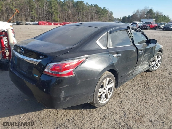 2014 Nissan Altima 2.5 SV with VIN 1N4AL3AP8EC293098, listed as a IAAI auction lot 41624694 with 259,608 mi miles. Bid and sale history available at carsss.com. Image 4.