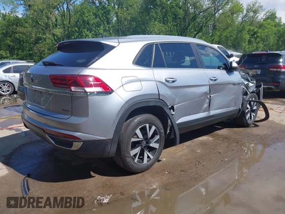 2023 Volkswagen Atlas SE с VIN 1V2LC2CA9PC212519, выставлен на аукционе IAAI как лот 42177771 с пробегом 58 505 миль миль и . История ставок и продаж доступна на DreamBid. Изображение 4.