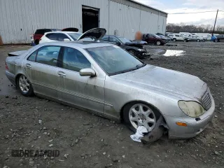 2000 Mercedes-Benz S 320/430/500 z VIN WDBNG70J5YA021272, wystawiony jako Copart lot #50447105 z przebiegiem Nie podano mil oraz Czysty tytuł • Clean title. Historia ofert i sprzedaży dostępna na DreamBid. Obrazek 4.