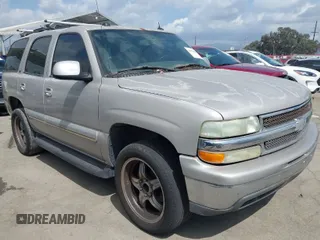2004 Chevrolet Tahoe LS with VIN 1GNEC13T84J103666, listed as a IAAI auction lot 41921063 with 209,404 mi miles. Bid and sale history available at carsss.com. Image 1.