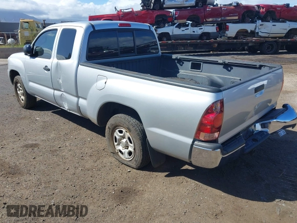 2006 Toyota Tacoma z VIN 5TETX22N86Z226440, wystawiony jako IAAI lot #41777871 z przebiegiem 218 222 mil mil oraz . Historia ofert i sprzedaży dostępna na DreamBid. Obrazek 3.