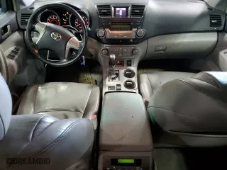 2010 Toyota Highlander SE with VIN 5TDJK3EH7AS037706, listed as a Copart auction lot 45702795 with 239,331 mi miles and Salvage Title. Bid and sale history available at carsss.com. Image 8.
