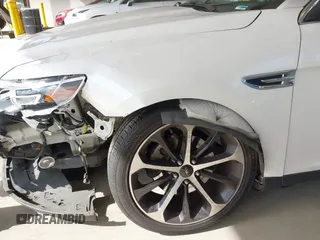 2015 Ford Taurus Limited with VIN 1FAHP2J81FG118224, listed as a IAAI auction lot 42402947 with 142,885 mi miles and . Bid and sale history available at DreamBid. Image 6.