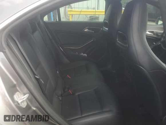 2014 Mercedes-Benz CLA 250 with VIN WDDSJ4EB2EN068792, listed as a Copart auction lot 59684455 with 104,577 mi miles and Salvage title. Bid and sale history available at DreamBid. Image 10.