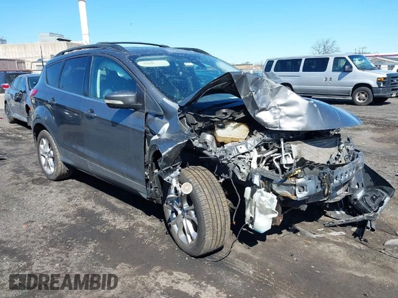 2013 Ford Escape SEL with VIN 1FMCU9H97DUD30608, listed as a IAAI auction lot 41800073 with 102,180 mi miles. Bid and sale history available at carsss.com. Image 1.