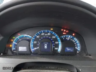 2014 Toyota Camry Hybrid LE with VIN 4T1BD1FK4EU106488, listed as a IAAI auction lot 40794286 with 98,911 mi miles. Bid and sale history available at carsss.com. Image 7.
