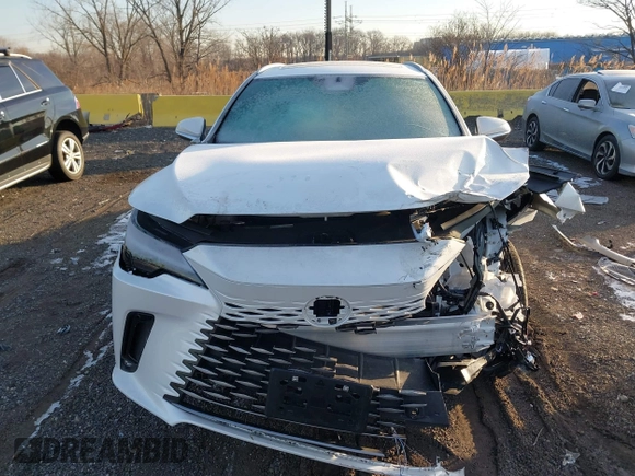 2024 Lexus RX 350h z VIN 2T2BBMCA8RC055678, wystawiony jako IAAI lot #41160022 z przebiegiem 5 275 mil mil oraz . Historia ofert i sprzedaży dostępna na DreamBid. Obrazek 11.