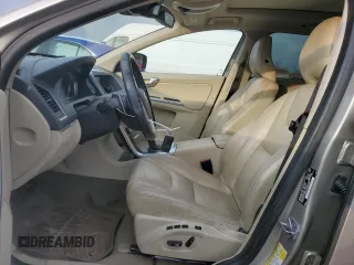 2015 Volvo XC60 T6 Premier Plus с VIN YV4902RC9F2571514, выставлен на аукционе Copart как лот 84289274 с пробегом 192 345 миль миль и Списание • Salvage title. История ставок и продаж доступна на DreamBid. Изображение 7.