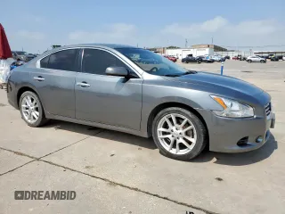 2014 Nissan Maxima SV with VIN 1N4AA5AP2EC435379, listed as a Copart auction lot 57118015 with 160,370 mi miles and Clean title. Bid and sale history available at DreamBid. Image 4.