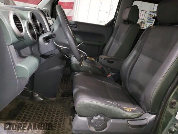 2003 Honda Element EX with VIN 5J6YH28583L033946, listed as a Copart auction lot 56095145 with 284,453 mi miles and Clean Title. Bid and sale history available at DreamBid. Image 7.