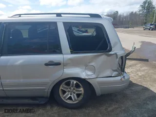2003 Honda Pilot EX with VIN 2HKYF18553H553516, listed as a IAAI auction lot 41837203 with 287,502 mi miles. Bid and sale history available at carsss.com. Image 14.