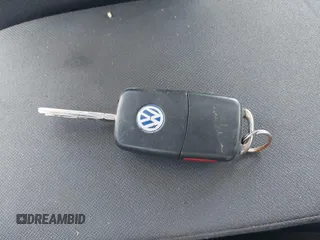 2005 Volkswagen Passat GL z VIN WVWMD63B55E016789, wystawiony jako IAAI lot #42238604 z przebiegiem 150 760 mil mil oraz . Historia ofert i sprzedaży dostępna na DreamBid. Obrazek 11.
