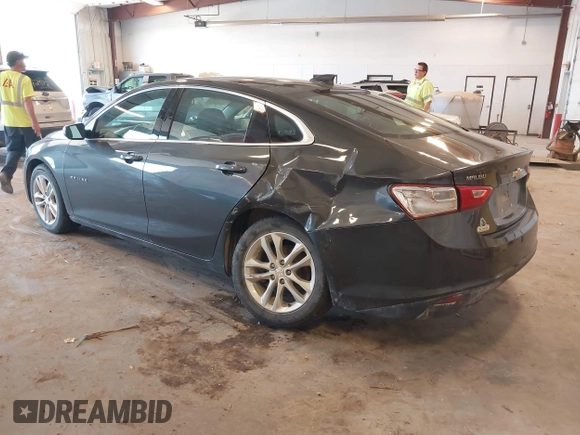 2018 Chevrolet Malibu LT z VIN 1G1ZD5ST5JF223948, wystawiony jako IAAI lot #42248560 z przebiegiem 75 643 mil mil oraz . Historia ofert i sprzedaży dostępna na DreamBid. Obrazek 3.