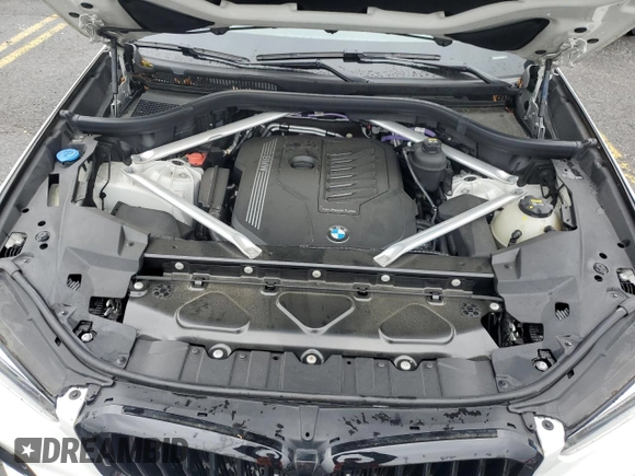 2021 BMW X5 xDrive40i z VIN 5UXCR6C07M9H39368, wystawiony jako Copart lot #57122975 z przebiegiem 66 360 mil mil oraz Szkoda całkowita • Salvage title. Historia ofert i sprzedaży dostępna na DreamBid. Obrazek 11.