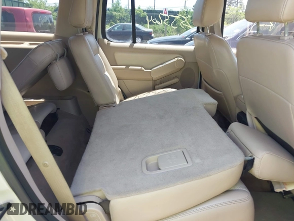 2006 Mercury Mountaineer Luxury with VIN 4M2EU47E46ZJ01687, listed as a IAAI auction lot 42398178 with Not provided miles and . Bid and sale history available at DreamBid. Image 8.