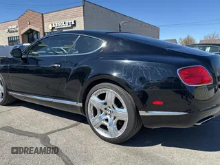 2014 Bentley Continental GT z VIN SCBFU7ZA0EC094781, wystawiony jako Copart lot #50996825 z przebiegiem 20 735 mil mil oraz Szkoda całkowita • Salvage title. Historia ofert i sprzedaży dostępna na DreamBid. Obrazek 3.
