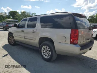 2007 GMC Yukon XL SLT z VIN 1GKFC16037R181233, wystawiony jako Copart lot #61639285 z przebiegiem 152 408 mil mil oraz Czysty tytuł • Clean title. Historia ofert i sprzedaży dostępna na DreamBid. Obrazek 2.