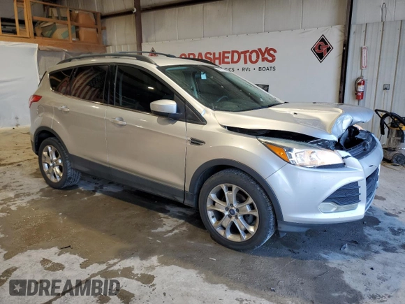 2013 Ford Escape SE with VIN 1FMCU0GX1DUA53319, listed as a Copart auction lot 45741415 with 172,849 mi miles and Salvage Title. Bid and sale history available at DreamBid. Image 4.