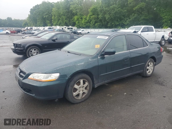 2000 Honda Accord SE with VIN 1HGCG6692YA141564, listed as a Copart auction lot 57423295 with 190,057 mi miles and Salvage title. Bid and sale history available at DreamBid. Image 1.
