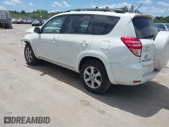 2010 Toyota RAV4 Limited с VIN JTMDF4DV4A5030460, выставлен на аукционе IAAI как лот 42541967 с пробегом 86 748 миль миль и . История ставок и продаж доступна на DreamBid. Изображение 3.