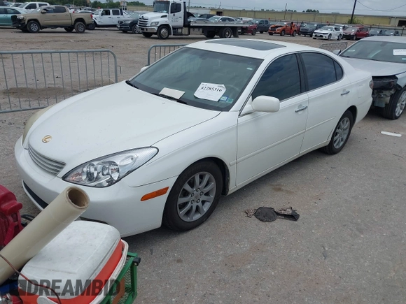 2002 Lexus ES 300 with VIN JTHBF30G525027804, listed as a IAAI auction lot 42285316 with 224,110 mi miles and . Bid and sale history available at DreamBid. Image 2.
