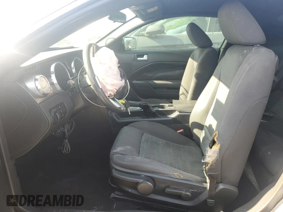 2006 Ford Mustang Standard with VIN 1ZVFT80N965249143, listed as a Copart auction lot 61683715 with 140,378 mi miles and Salvage title. Bid and sale history available at DreamBid. Image 7.