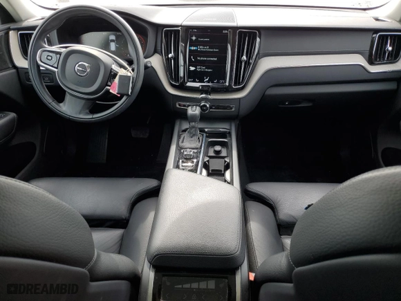 2020 Volvo XC60 Inscription with VIN YV4102RL6L1590309, listed as a Copart auction lot 50995195 with 30,920 mi miles and Salvage Title. Bid and sale history available at carsss.com. Image 8.