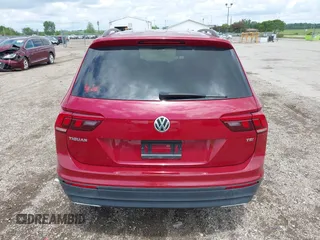 2018 Volkswagen Tiguan S with VIN 3VV1B7AX3JM045193, listed as a IAAI auction lot 42311886 with 69,049 mi miles and . Bid and sale history available at DreamBid. Image 16.