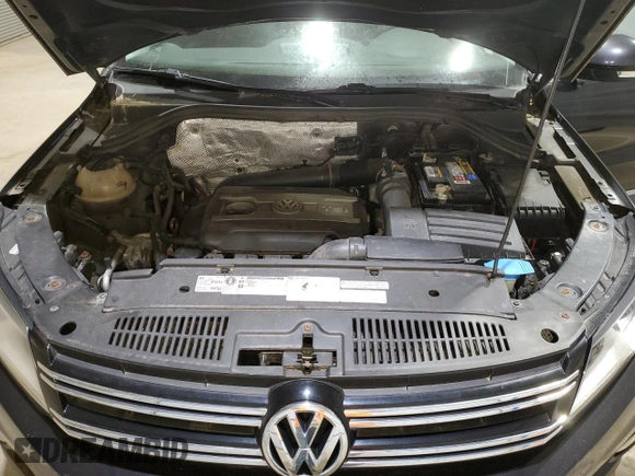 2012 Volkswagen Tiguan SE with VIN WVGBV7AX2CW525234, listed as a Copart auction lot 61307915 with 123,938 mi miles and Clean title. Bid and sale history available at DreamBid. Image 12.
