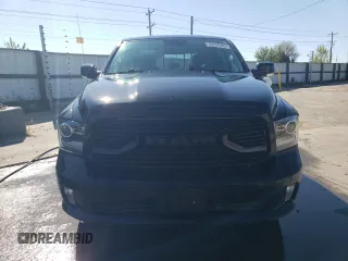 2018 Ram 1500 Night z VIN 1C6RR7MT0JS153033, wystawiony jako Copart lot #49237855 z przebiegiem 105 338 mil mil oraz Szkoda całkowita • Salvage title. Historia ofert i sprzedaży dostępna na DreamBid. Obrazek 5.