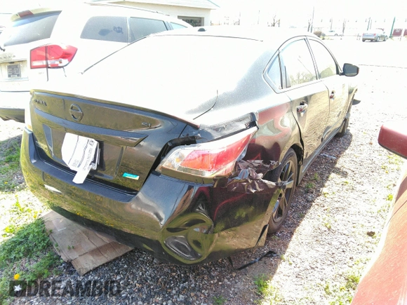 2014 Nissan Altima S with VIN 1N4AL3AP6EC176247, listed as a IAAI auction lot 41910810 with Not Provided miles and . Bid and sale history available at DreamBid. Image 4.