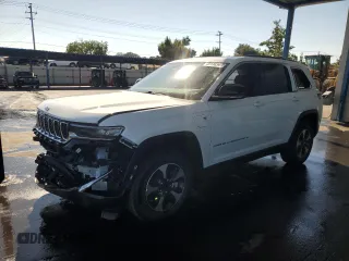2025 Jeep Grand Cherokee z VIN 1C4RJYB69S8700608, wystawiony jako Copart lot #64587425 z przebiegiem 6 289 mil mil oraz Czysty tytuł • Clean title. Historia ofert i sprzedaży dostępna na DreamBid. Obrazek 1.