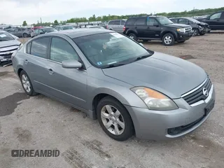 2008 Nissan Altima SL with VIN 1N4AL21E58N542331, listed as a IAAI auction lot 42202303 with 213,756 mi miles and . Bid and sale history available at carsss.com. Image 1.