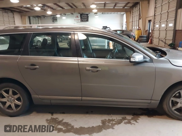 2008 Volvo V70 with VIN YV1BW982681036888, listed as a IAAI auction lot 41568717 with Not Provided miles and . Bid and sale history available at DreamBid. Image 12.