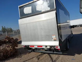 2017 Ford Transit с VIN 1FDBF9ZM0HKB57802, выставлен на аукционе IAAI как лот 41568498 с пробегом 63 714 миль миль и . История ставок и продаж доступна на DreamBid. Изображение 4.