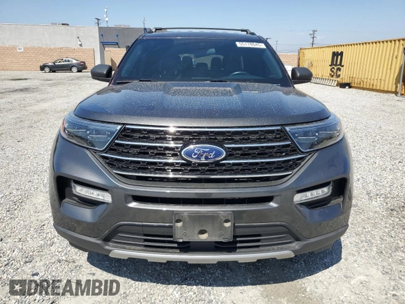 2020 Ford Explorer XLT with VIN 1FMSK7DH3LGA17183, listed as a Copart auction lot 55178045 with 84,140 mi miles and Salvage Title. Bid and sale history available at DreamBid. Image 5.