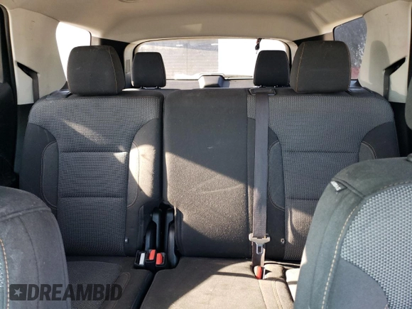 2019 Chevrolet Traverse LS z VIN 1GNERFKW6KJ269043, wystawiony jako Copart lot #53783705 z przebiegiem 98 910 mil mil oraz Nie do naprawy • Non repairable. Historia ofert i sprzedaży dostępna na DreamBid. Obrazek 10.