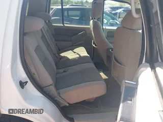 2006 Ford Explorer XLT with VIN 1FMEU73E06UB35020, listed as a IAAI auction lot 42159995 with 154,202 mi miles. Bid and sale history available at carsss.com. Image 8.